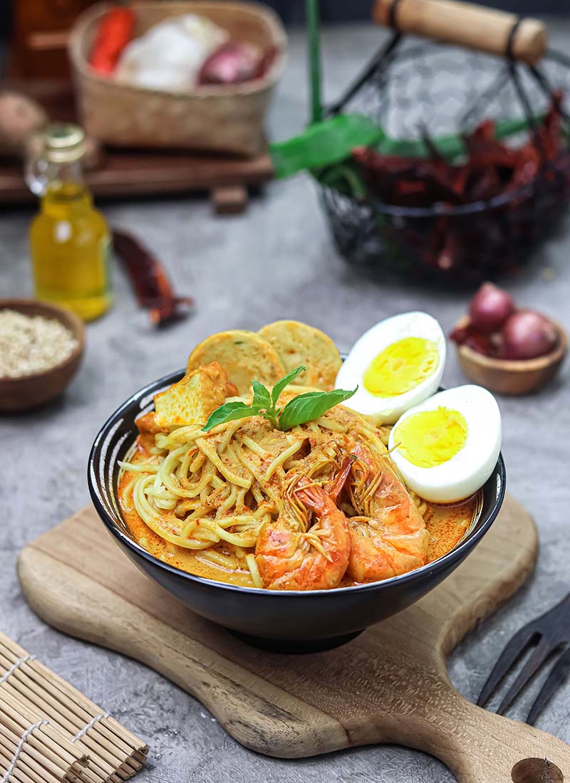 Curry Laksa, image by Ary Pranggawan, shutterstock